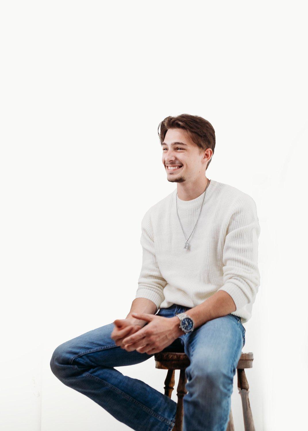 carousel-hero-element image-13